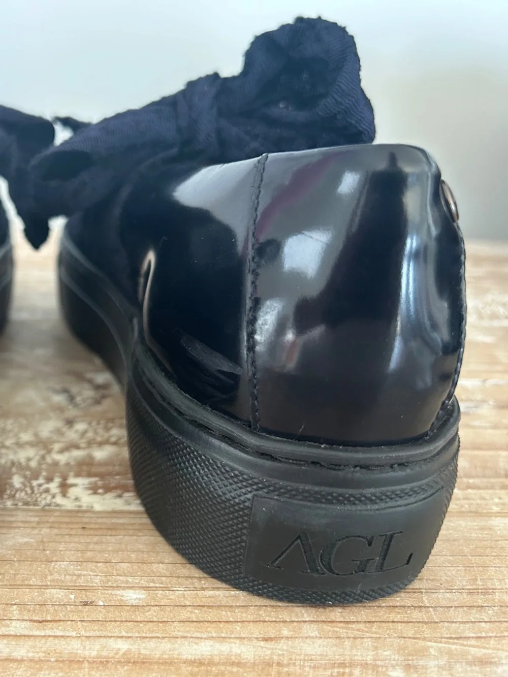 NWOB AGL Navy Oxford Loafer w/Box Sz 39.5 See Sizing Below